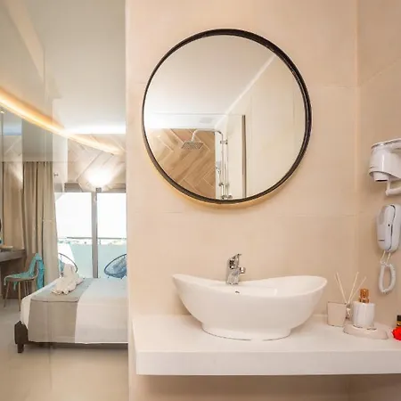 Hotel Happy Days Hotel, Adults Only 3*